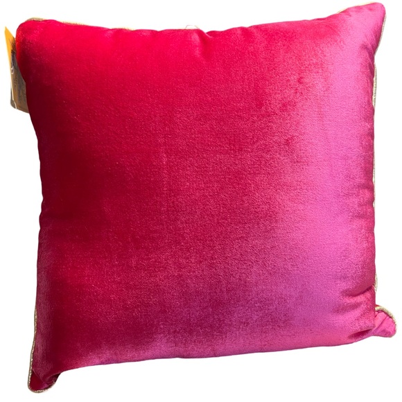 World Traveler Collection NWT Hot Pink Velvety Gold Beaded Snake 18” Sq Pillow - Picture 7 of 8